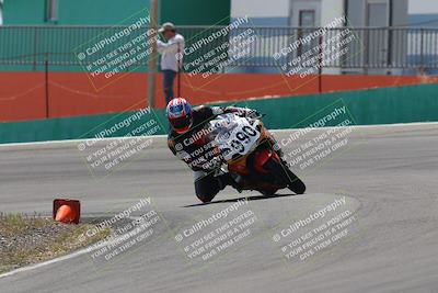 media/Apr-20-2025-AHRMA (Sun) [[393a79c373]]/Race/Group 10/Turn 4b/